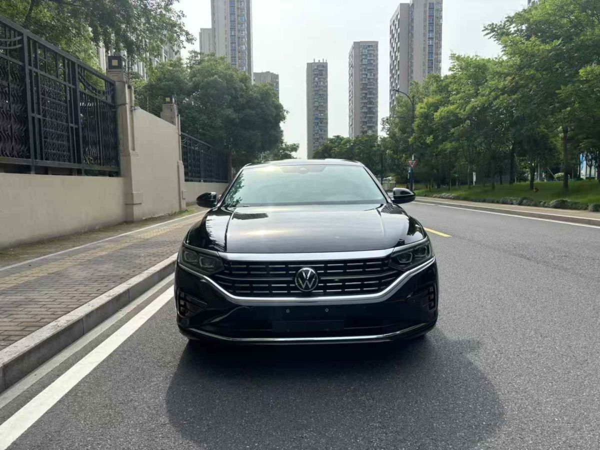 大眾 帕薩特  2022款 330TSI 豪華版圖片