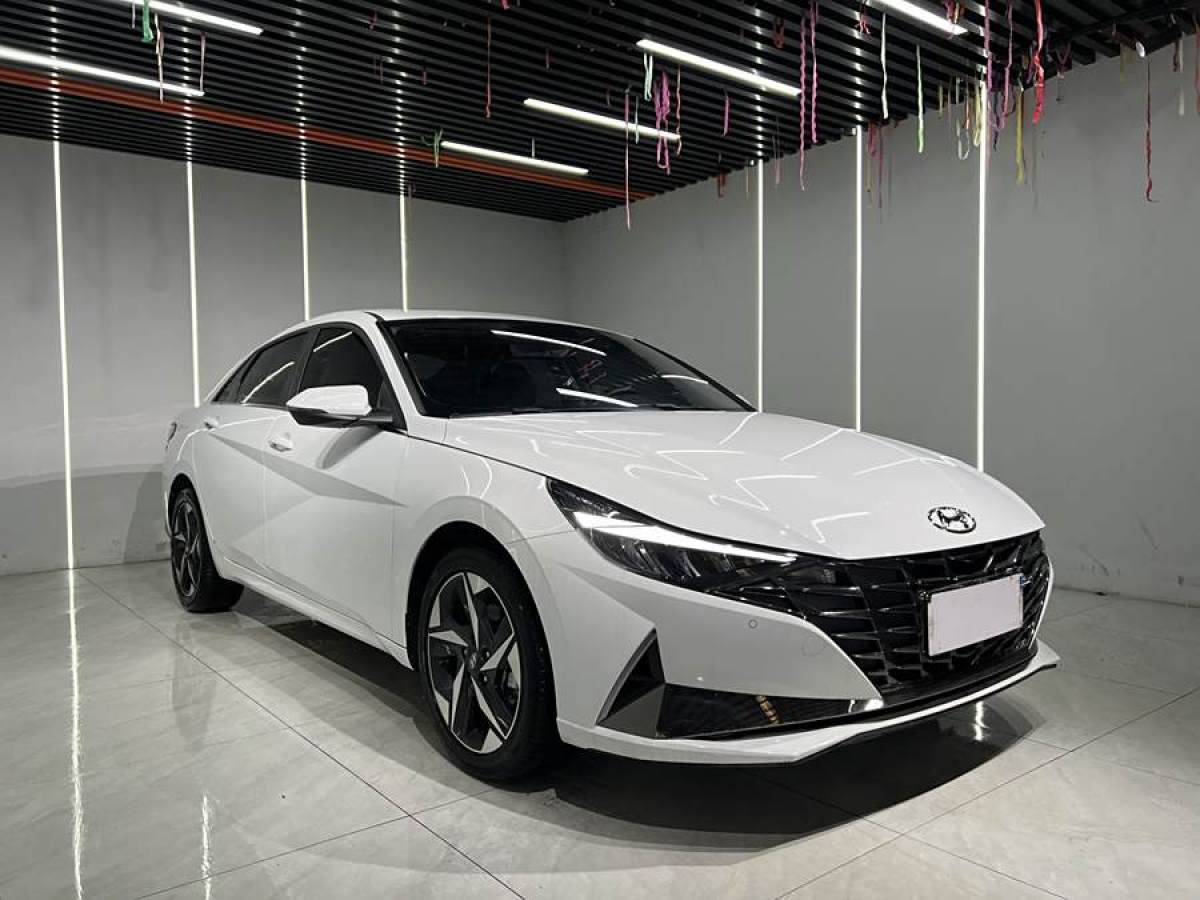 現(xiàn)代 伊蘭特  2022款 1.5L CVT GLS領(lǐng)先版圖片