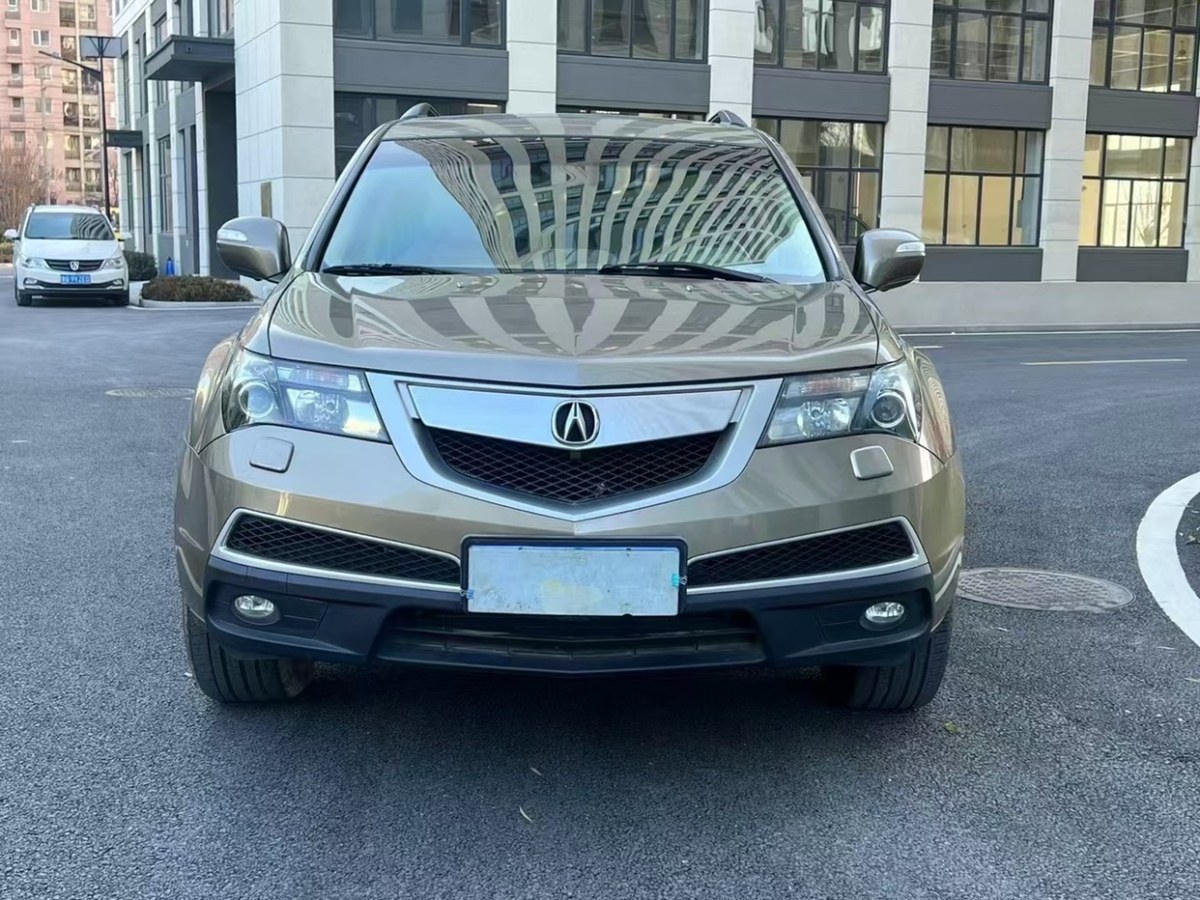 謳歌 MDX  2011款 3.7 標(biāo)準(zhǔn)尊享運(yùn)動版圖片