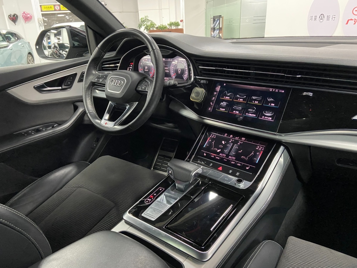 奧迪Q8 2019款 55 TFSI 臻選動感型圖片