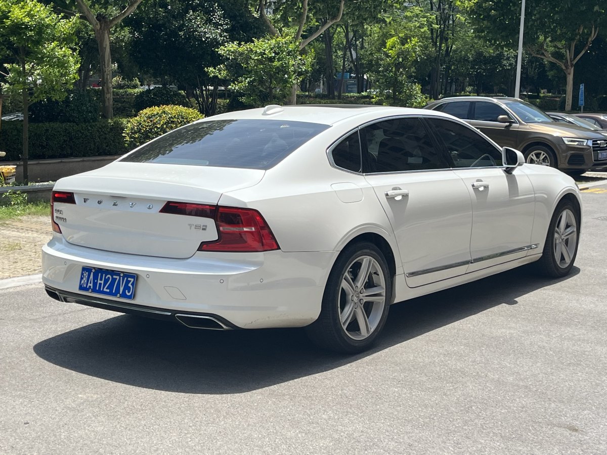 沃尔沃 S90  2019款 T5 智远版图片