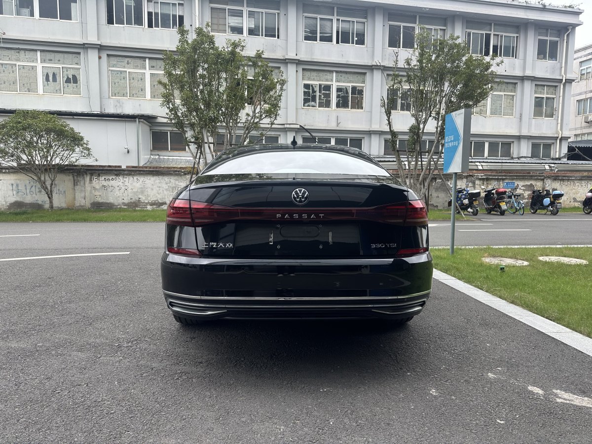 大眾 帕薩特  2022款 330TSI 豪華版圖片