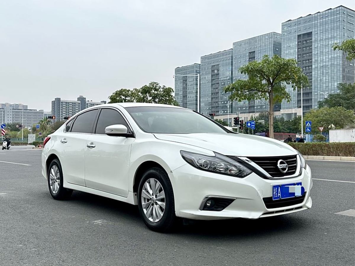 日產(chǎn) 天籟  2016款 改款 2.0L XL舒適版圖片