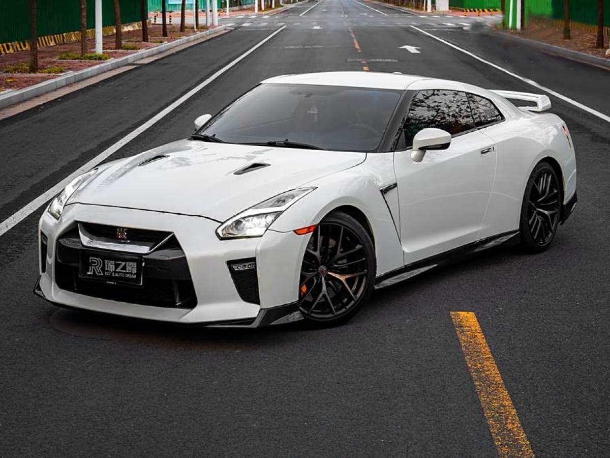 日產(chǎn) GT-R  2012款 3.8T Premium Edition圖片