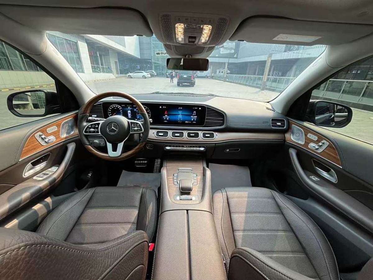 奔馳 奔馳GLS  2020款 GLS 450 4MATIC豪華型圖片