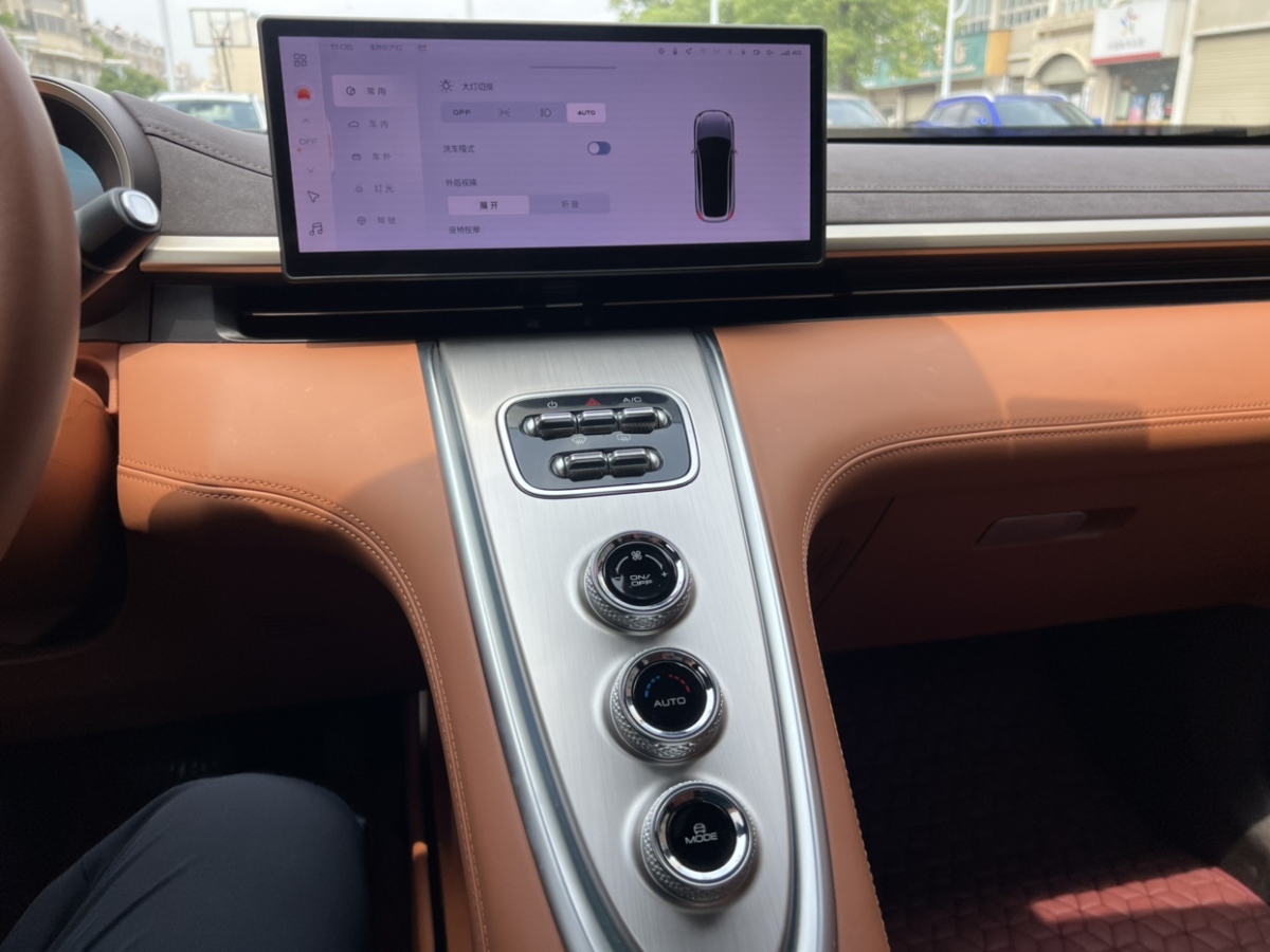 歐拉 歐拉閃電貓  2022款 555km 尊貴版圖片