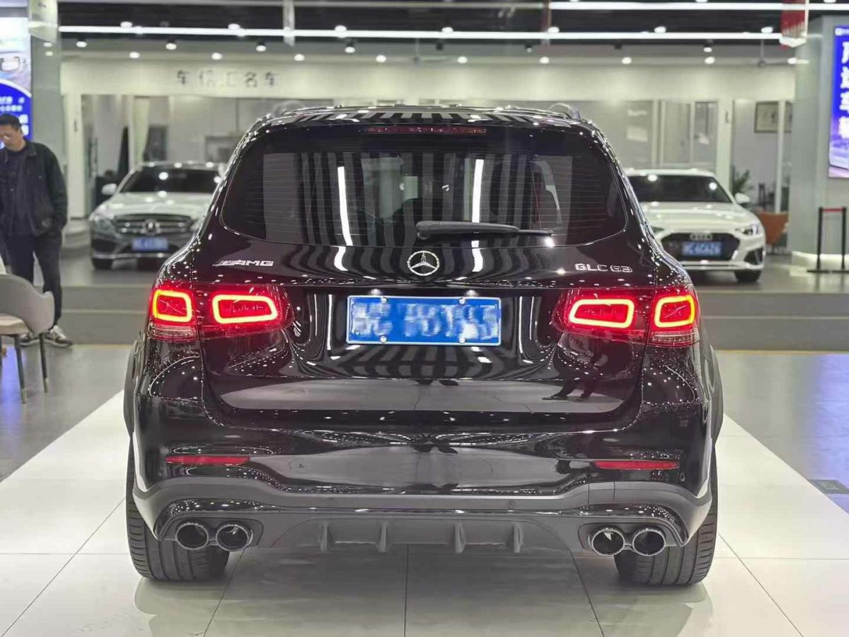 奔馳 奔馳GLC  2023款 GLC 300 4MATIC 轎跑SUV圖片