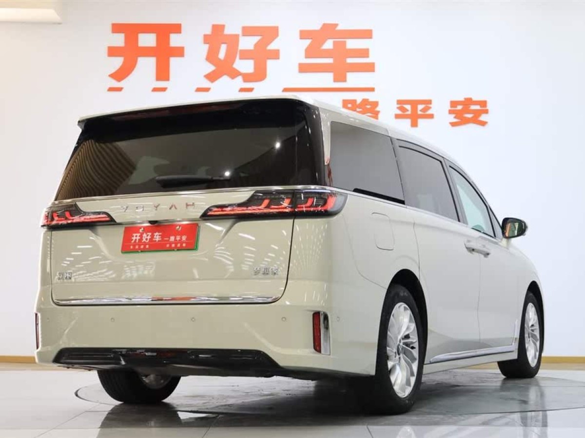嵐圖 夢(mèng)想家  2024款 PHEV 超長(zhǎng)續(xù)航尊貴版圖片