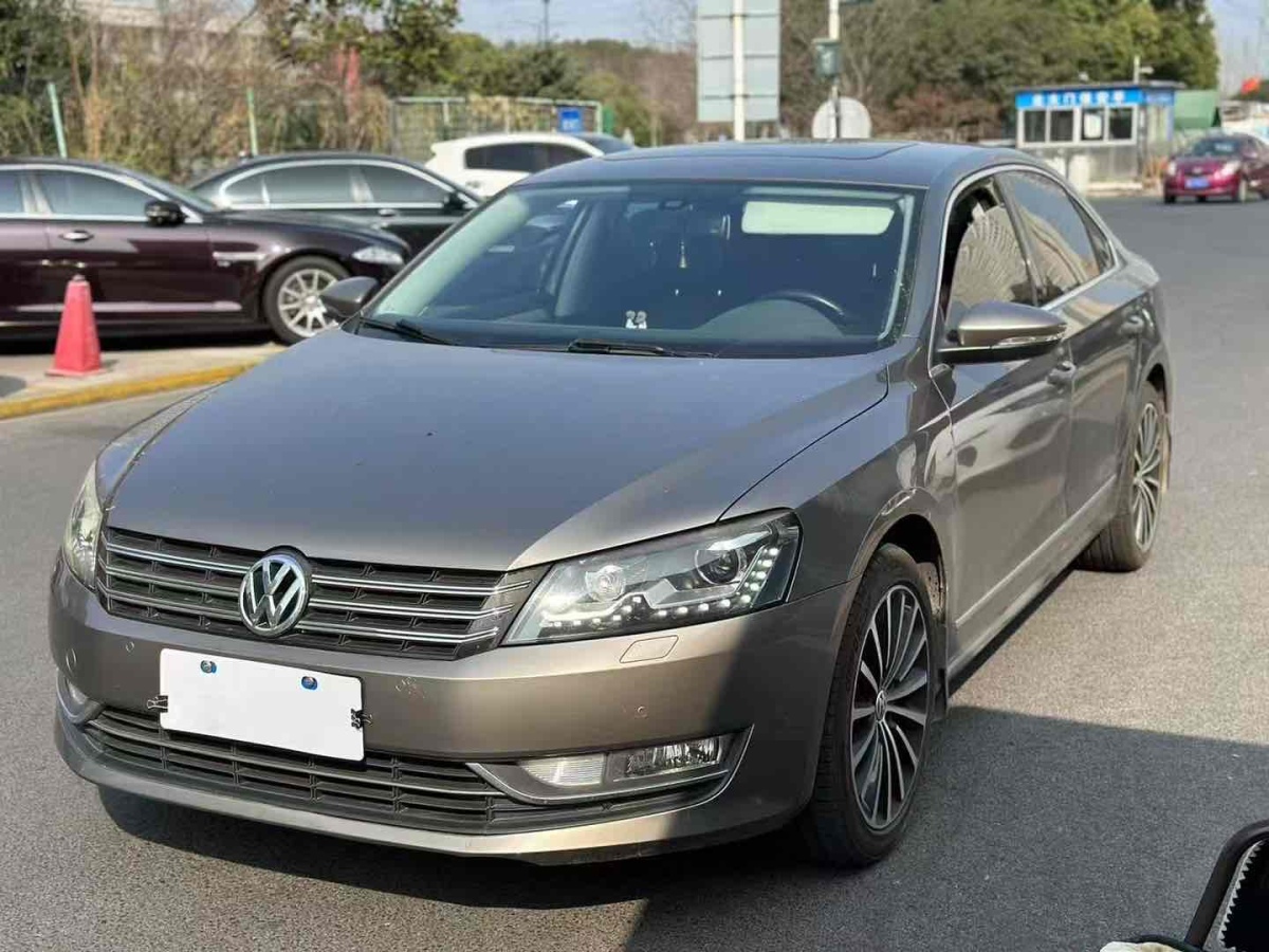 2014年8月大眾 帕薩特  2014款 2.0TSI DSG御尊版