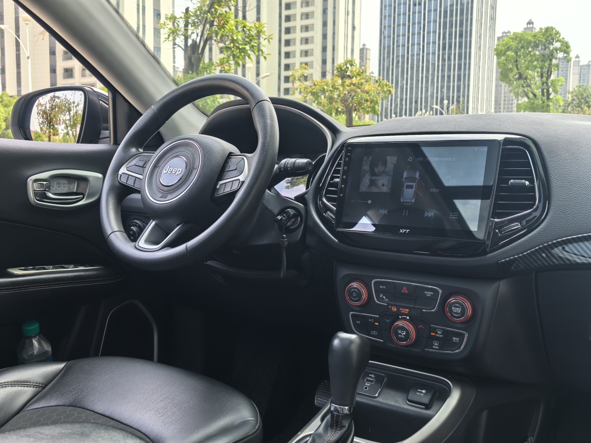 Jeep 指南者  2019款 200T 自动悦享-互联大屏版图片