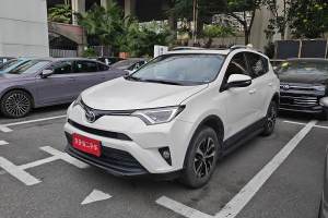 RAV4荣放 丰田 2.0L CVT两驱先锋版 国VI