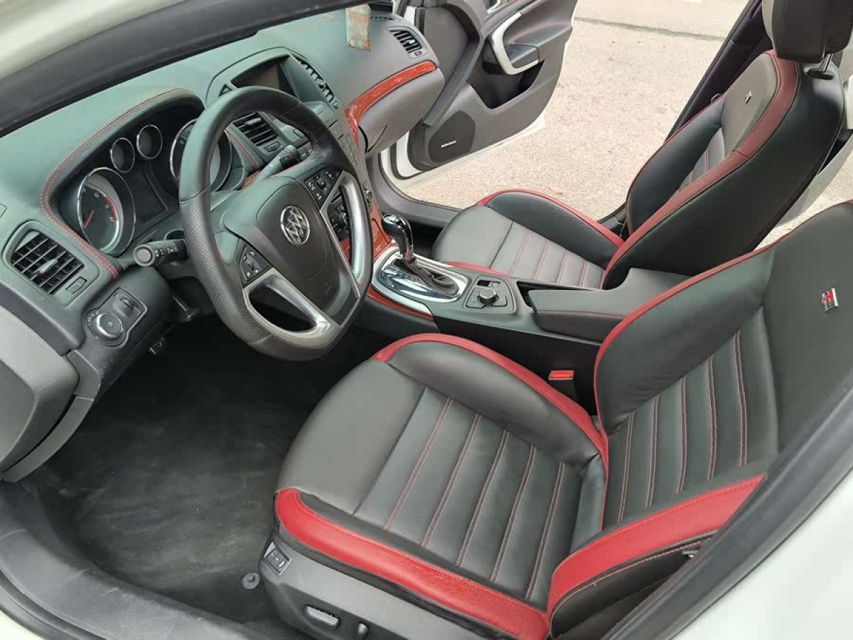 別克 君威  2013款 GS 2.0T 豪情運動版圖片