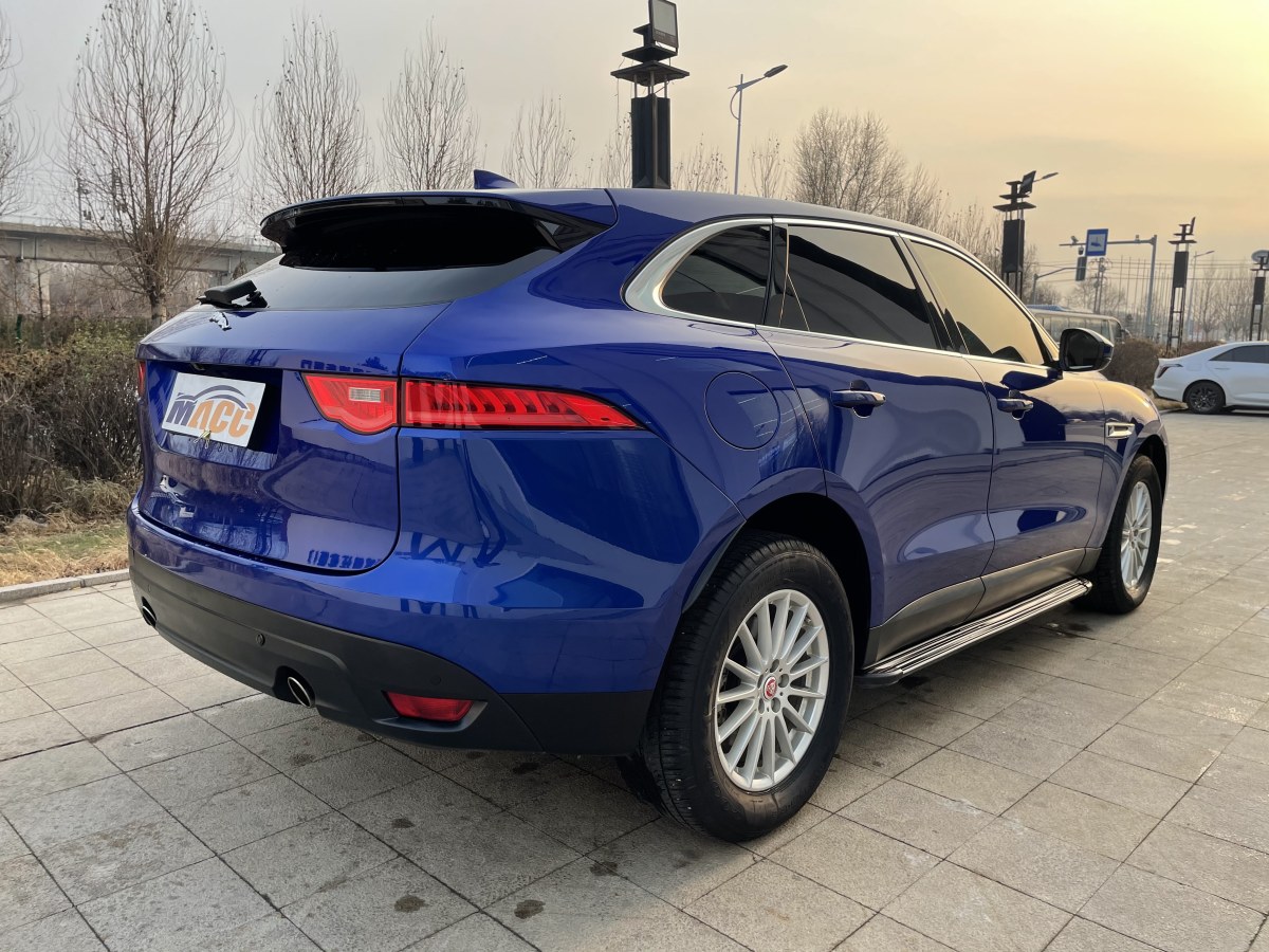 捷豹 F-PACE  2018款 2.0T 四驅(qū)都市尊享版圖片