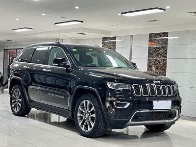 2019年6月 Jeep 大切諾基(進(jìn)口) 3.0L 舒享導(dǎo)航版圖片