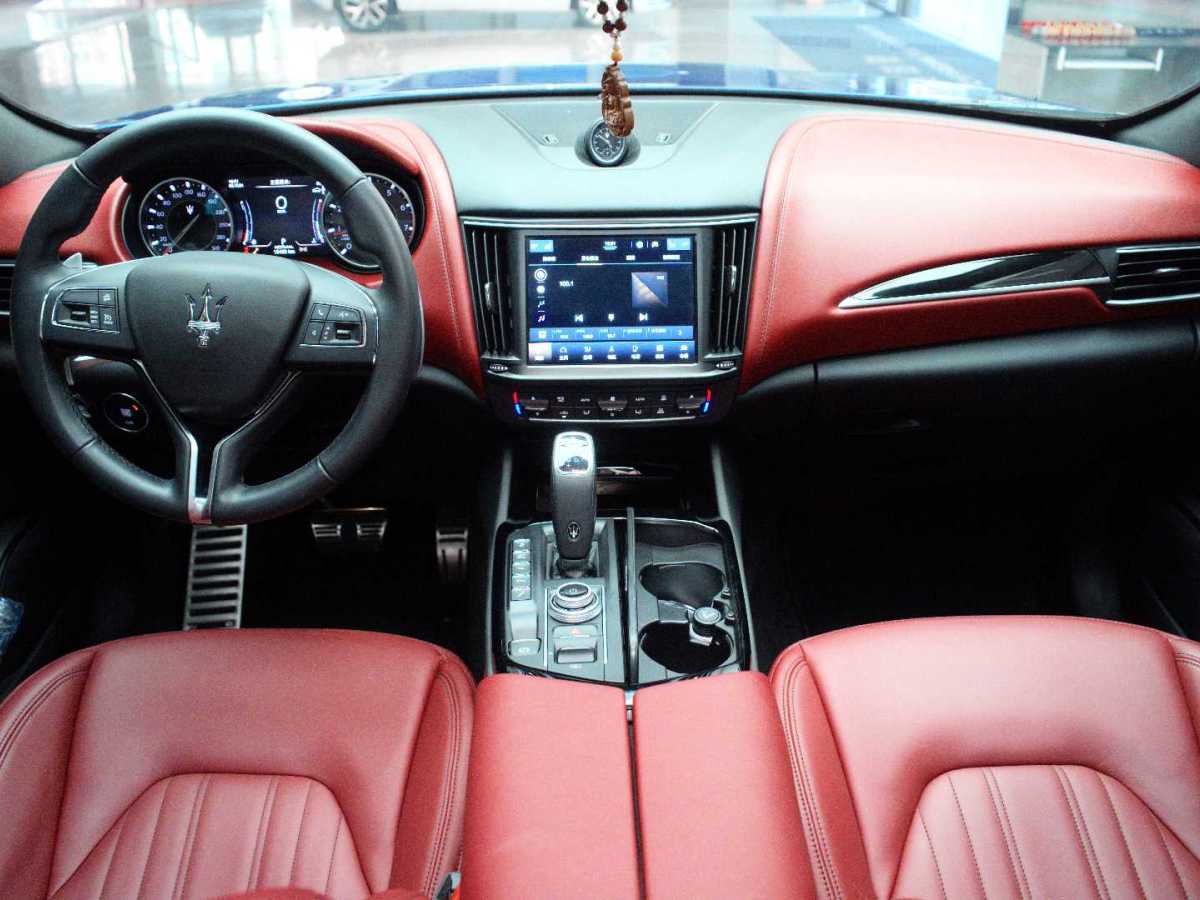 瑪莎拉蒂 Levante  2022款 2.0T GT鋒芒版圖片