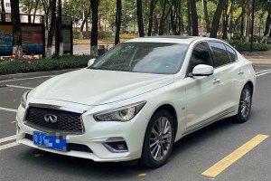 Q50L 英菲尼迪 2.0T 進(jìn)享版 國(guó)VI