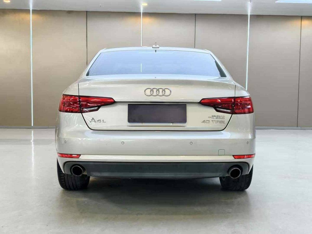 奧迪 奧迪A4L  2017款 A4L 40TFSI 時尚型圖片