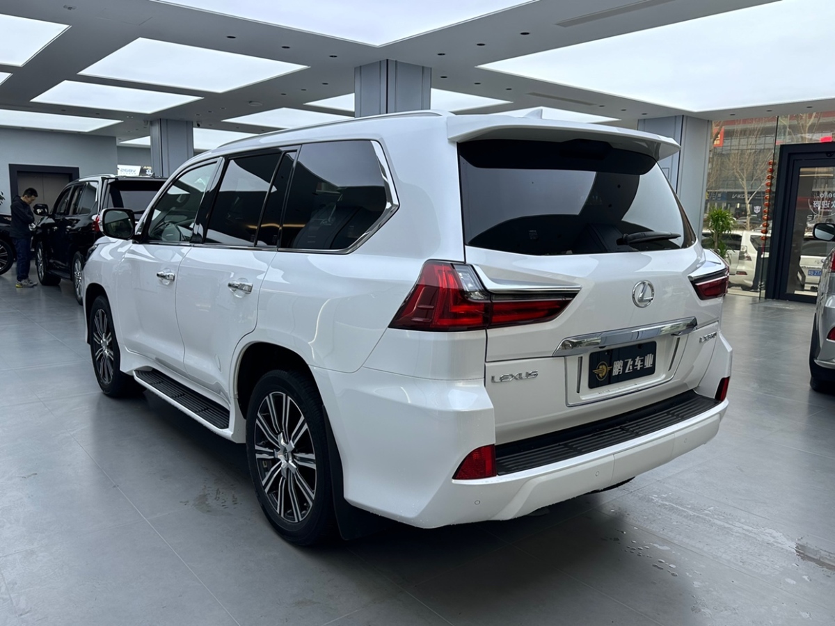 雷克萨斯 LX  2017款 570 尊贵豪华版图片