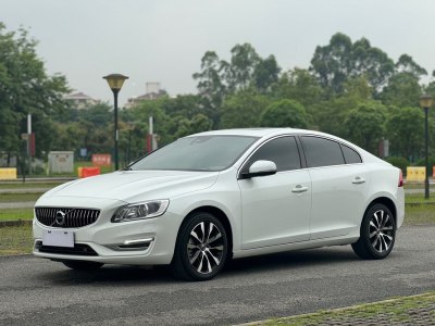 2020年4月 沃尔沃 S60(进口) 改款 T5 个性运动版图片