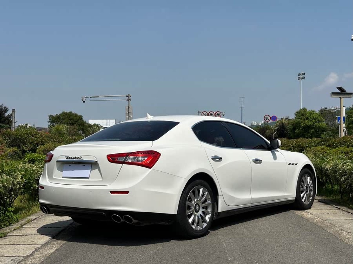瑪莎拉蒂 Ghibli  2014款 3.0T 標(biāo)準(zhǔn)版圖片
