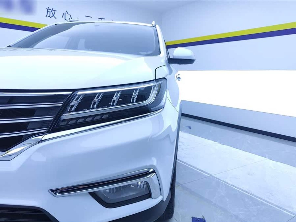 榮威 RX5  2019款 20T 兩驅(qū)自動4G互聯(lián)鉑金版圖片