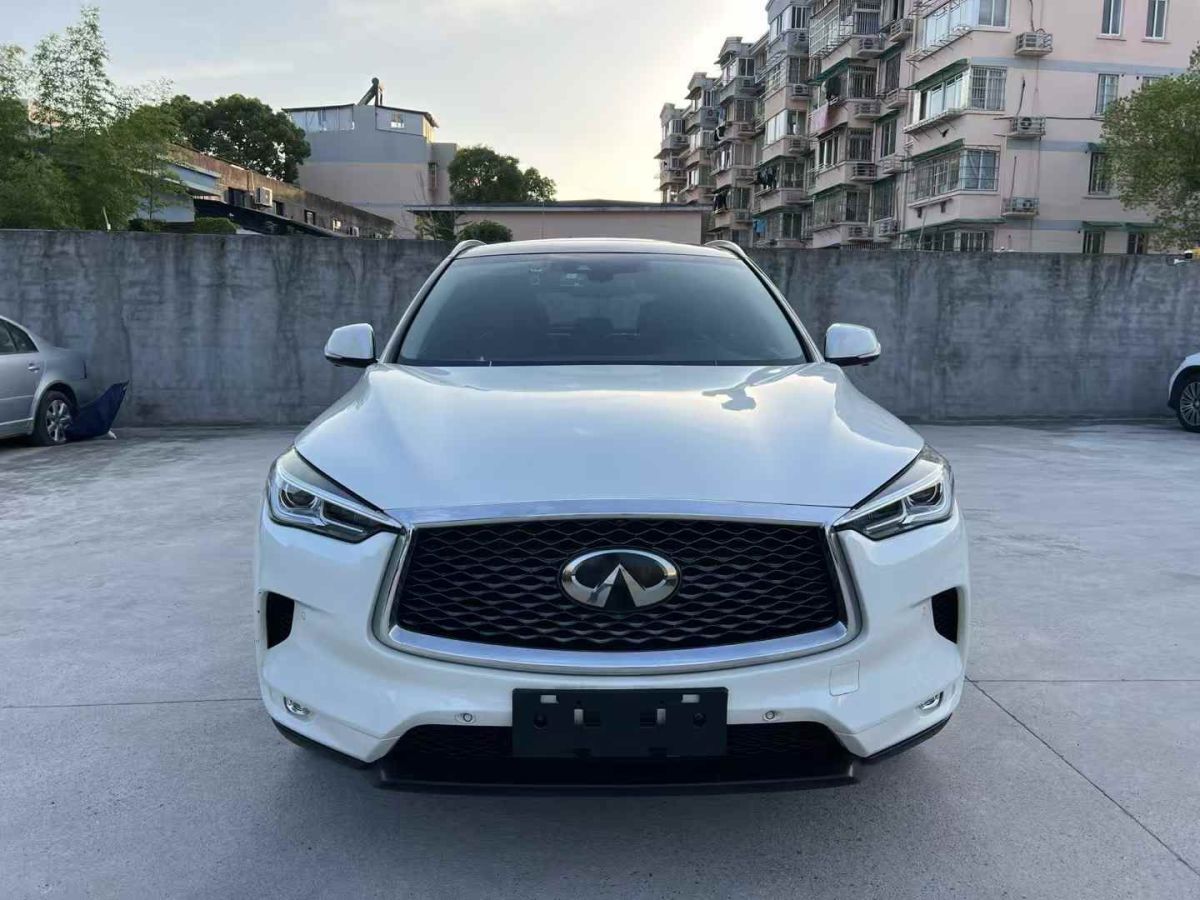 英菲尼迪 QX50  2018款 2.0T 四驅(qū)豪華版圖片