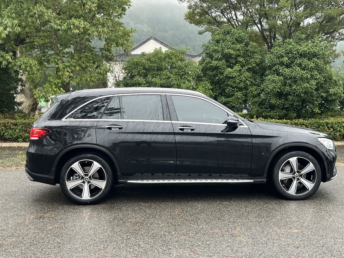 2022年12月奔馳 奔馳GLC  2022款 改款三 GLC 260 L 4MATIC 動感型