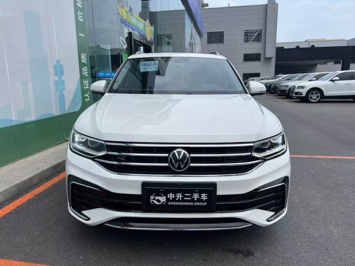 大眾 途觀L  2023款 改款 330TSI 自動兩驅(qū)R-Line越享版圖片