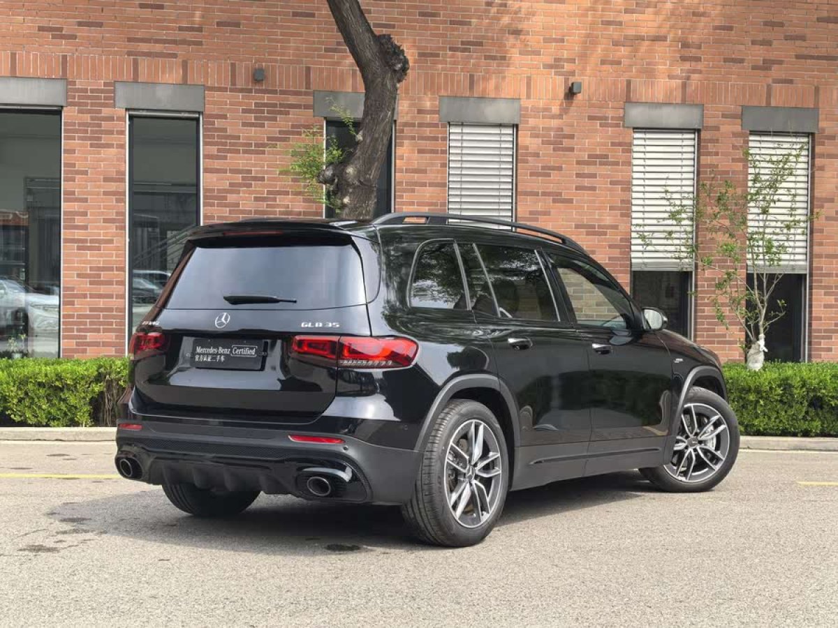 奔馳 奔馳GLB AMG  2023款 AMG GLB 35 4MATIC圖片