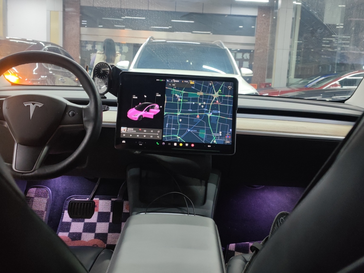 特斯拉 Model 3  2021款 改款 標準續(xù)航后驅(qū)升級版圖片