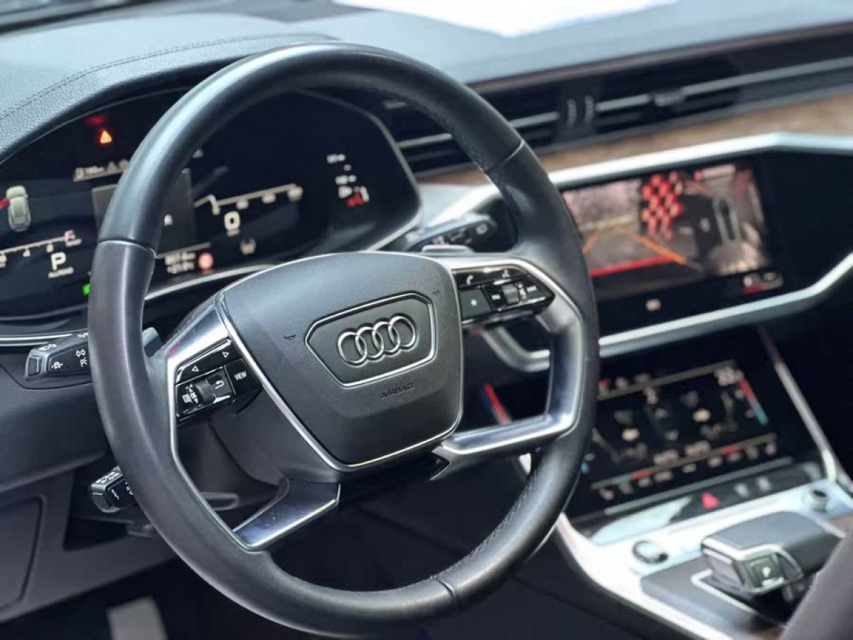 奧迪 奧迪A6  2021款 Allroad 探索家 55 TFSI 尊享越野型圖片