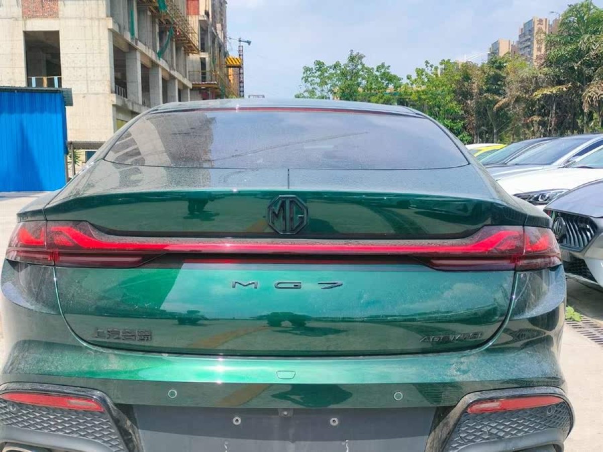 名爵 名爵7  2023款 2.0T 自動獵美奢享版圖片