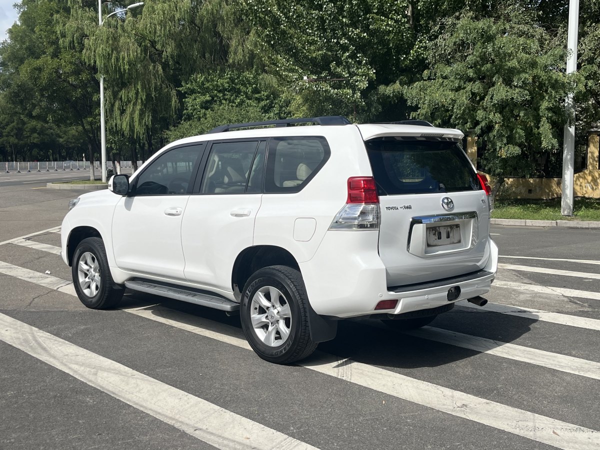 2011年9月豐田 普拉多  2010款 4.0L 自動TX-L