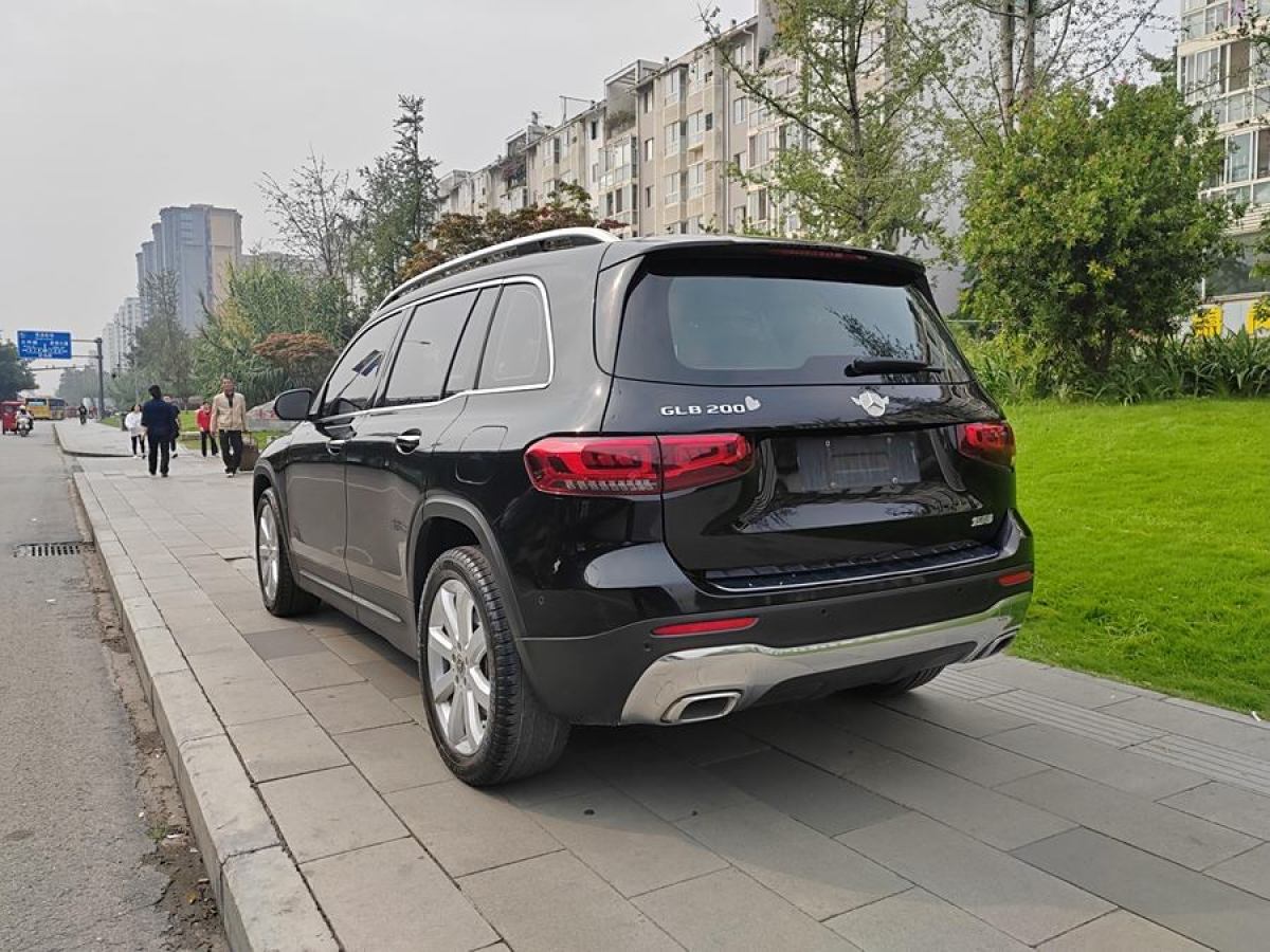 奔馳 奔馳GLC  2018款 改款 GLC 260 4MATIC 動感型圖片