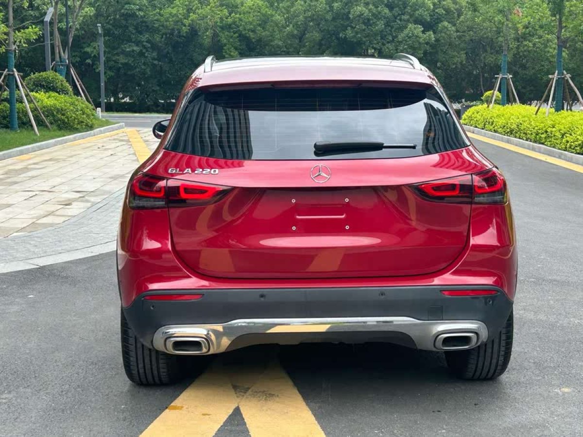 奔馳 奔馳GLA  2023款 GLA 220圖片