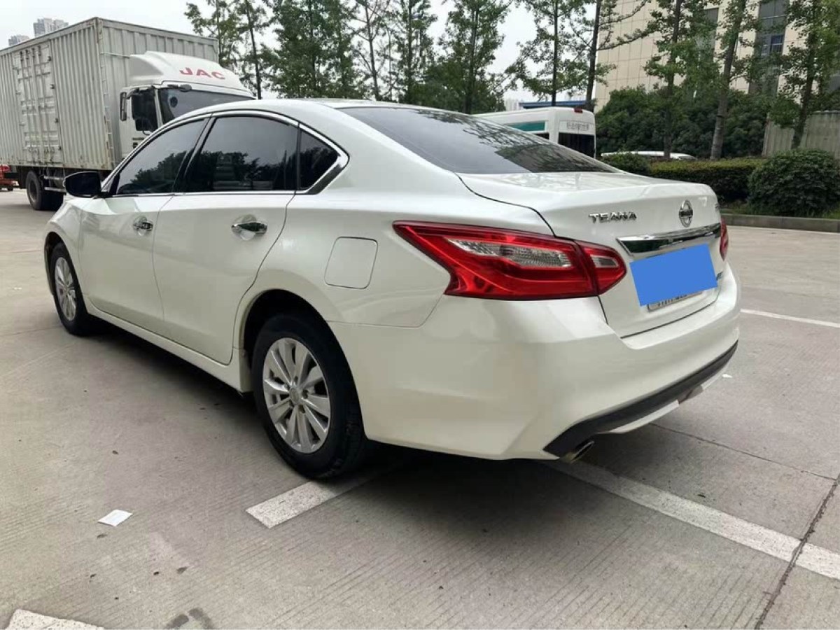 日產(chǎn) 天籟  2016款 改款 2.0L XL舒適版圖片