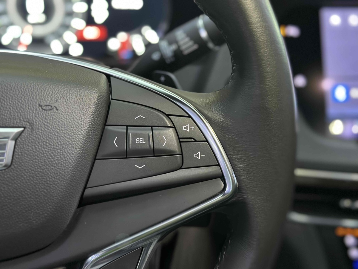 凱迪拉克 CT6  2023款 28T 豪華型圖片