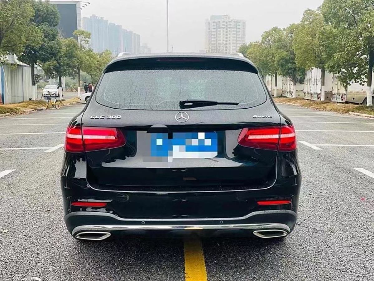 奔馳 奔馳GLC  2018款 改款 GLC 260 4MATIC 豪華型圖片