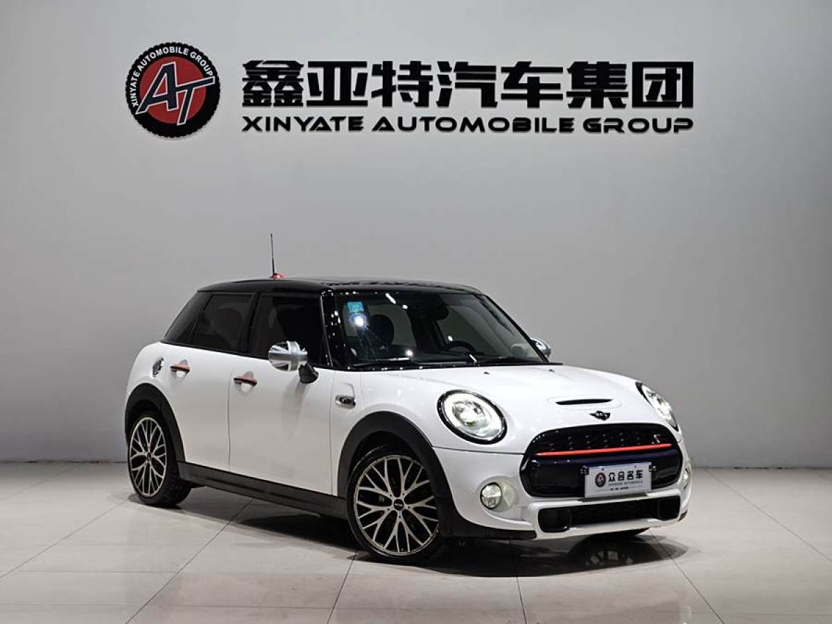 MINI MINI  2015款 2.0T COOPER S 五門版圖片