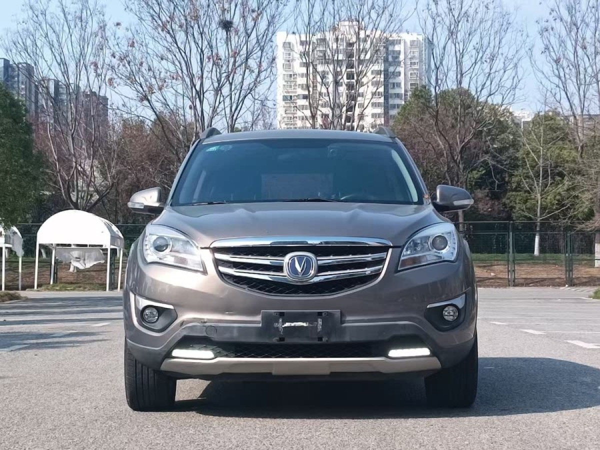 長安 CS35  2016款 1.6L 手動豪華型 國V圖片
