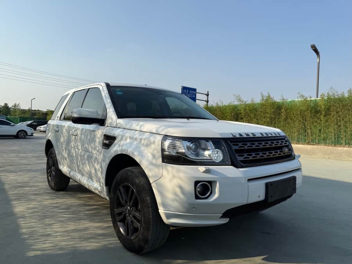 路虎 神行者2  2015款 2.0T Si4 XS典藏版圖片