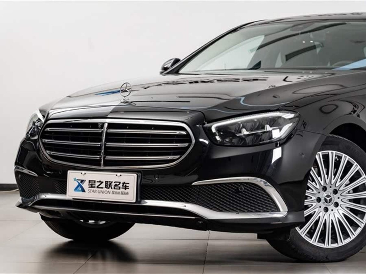 奔馳 奔馳E級  2023款 改款 E 300 L 時尚型圖片