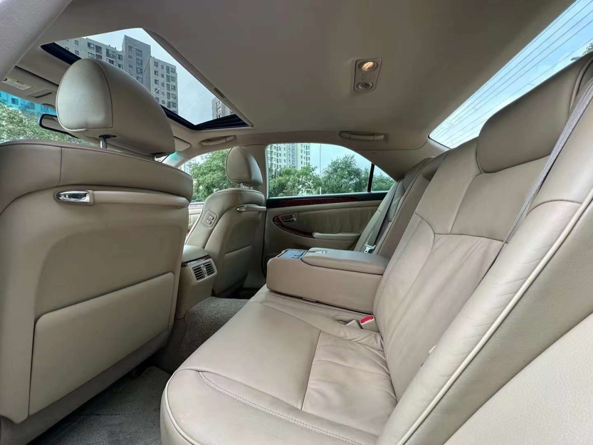 丰田 皇冠  2005款 3.0L Royal Saloon图片