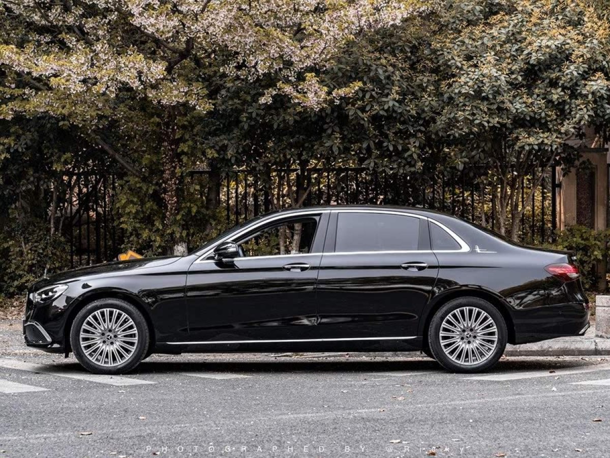 奔馳 奔馳E級  2021款 改款 E 300 L 豪華型圖片