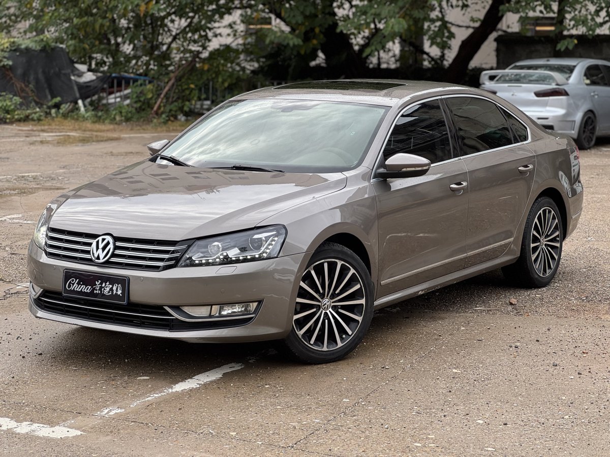 大眾 帕薩特  2014款 1.8TSI DSG御尊導(dǎo)航版圖片