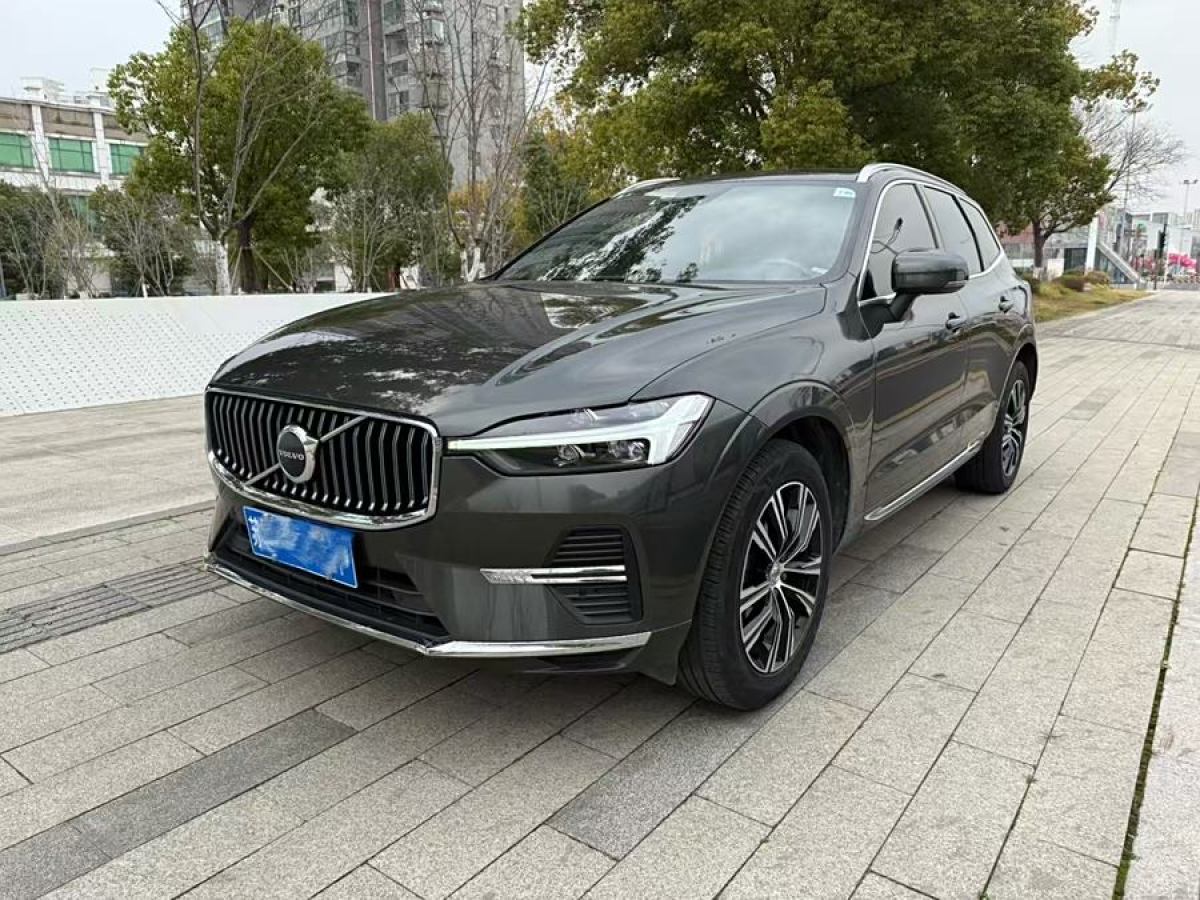 沃爾沃 XC60  2022款 B5 四驅(qū)智遠(yuǎn)豪華版圖片