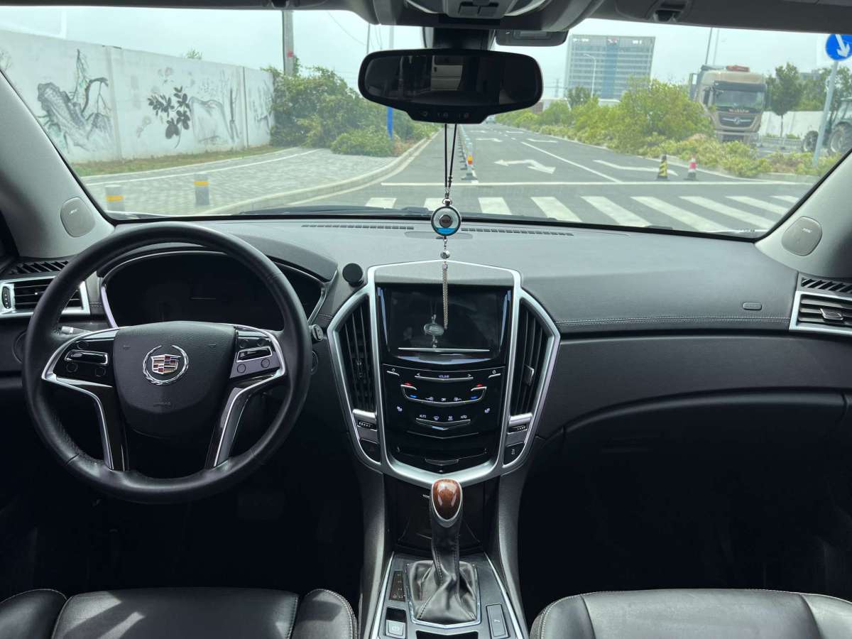 凯迪拉克 SRX  2015款 3.0L 精英型图片