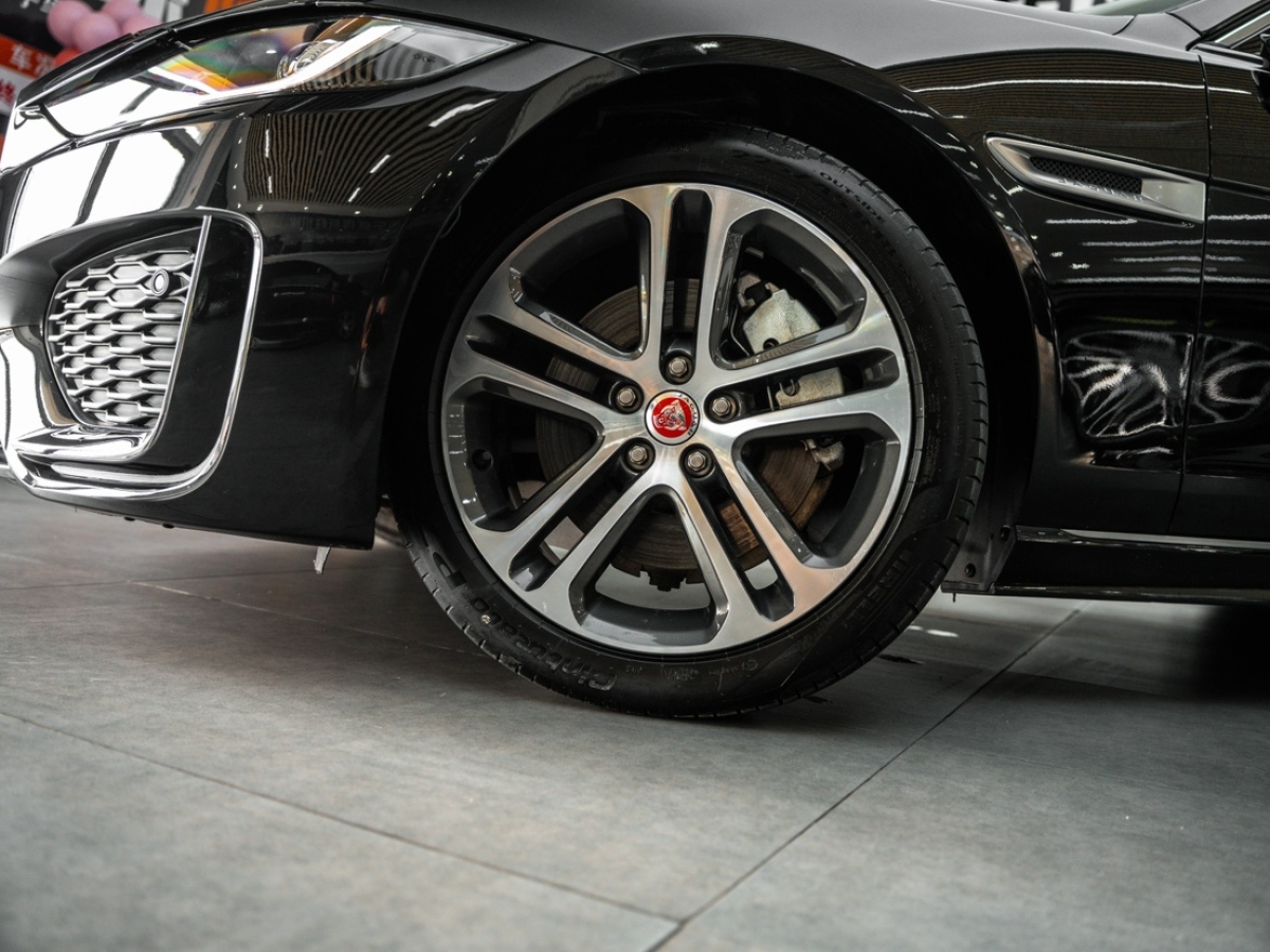 捷豹 XEL  2024款 2.0T 250PS R-DYNAMIC S進取運動版圖片