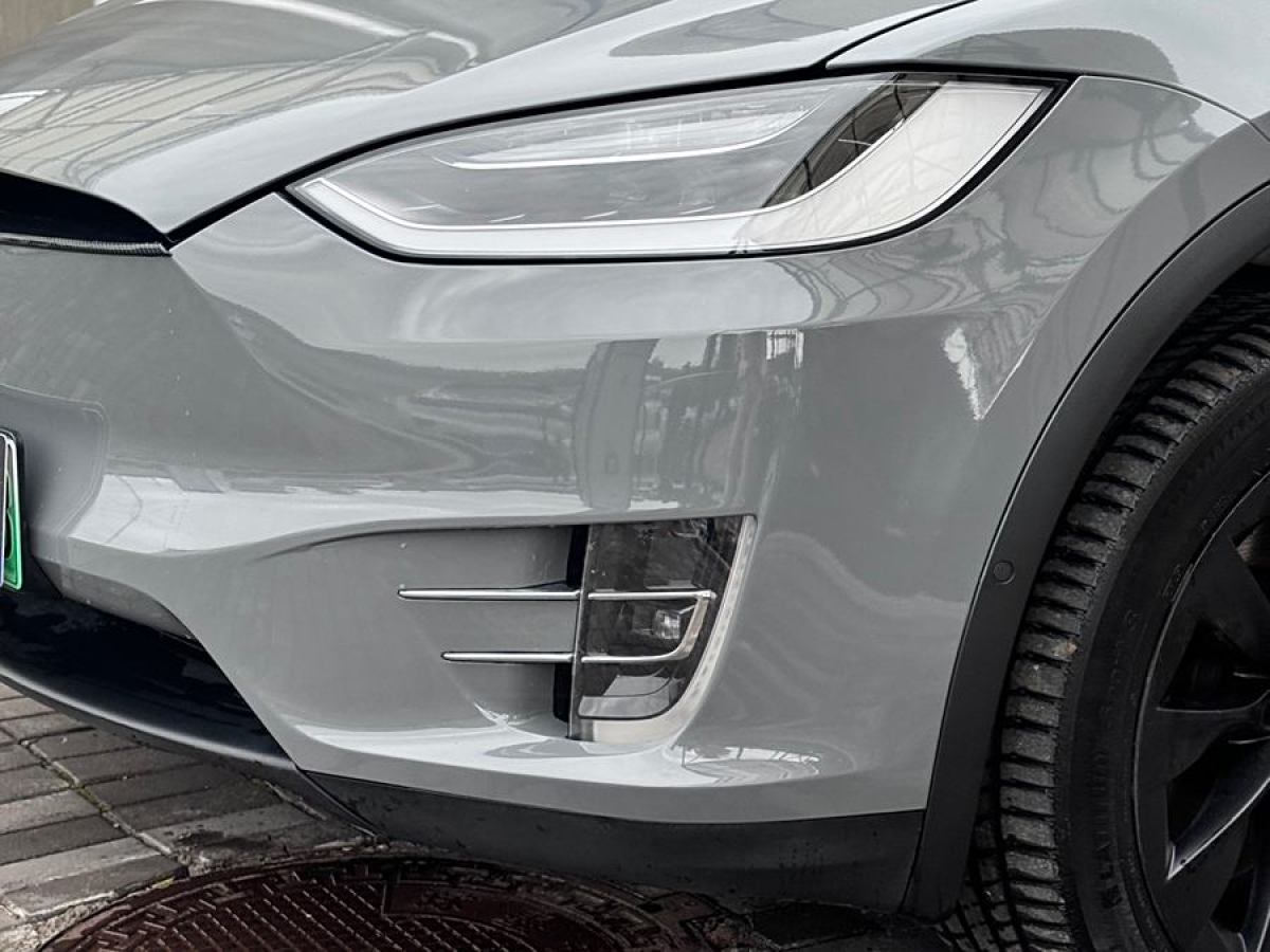 特斯拉 Model X  2016款 Model X 90D圖片