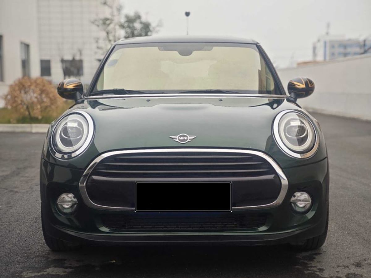 2018年7月MINI MINI  2018款 1.5T COOPER 經(jīng)典派 五門版